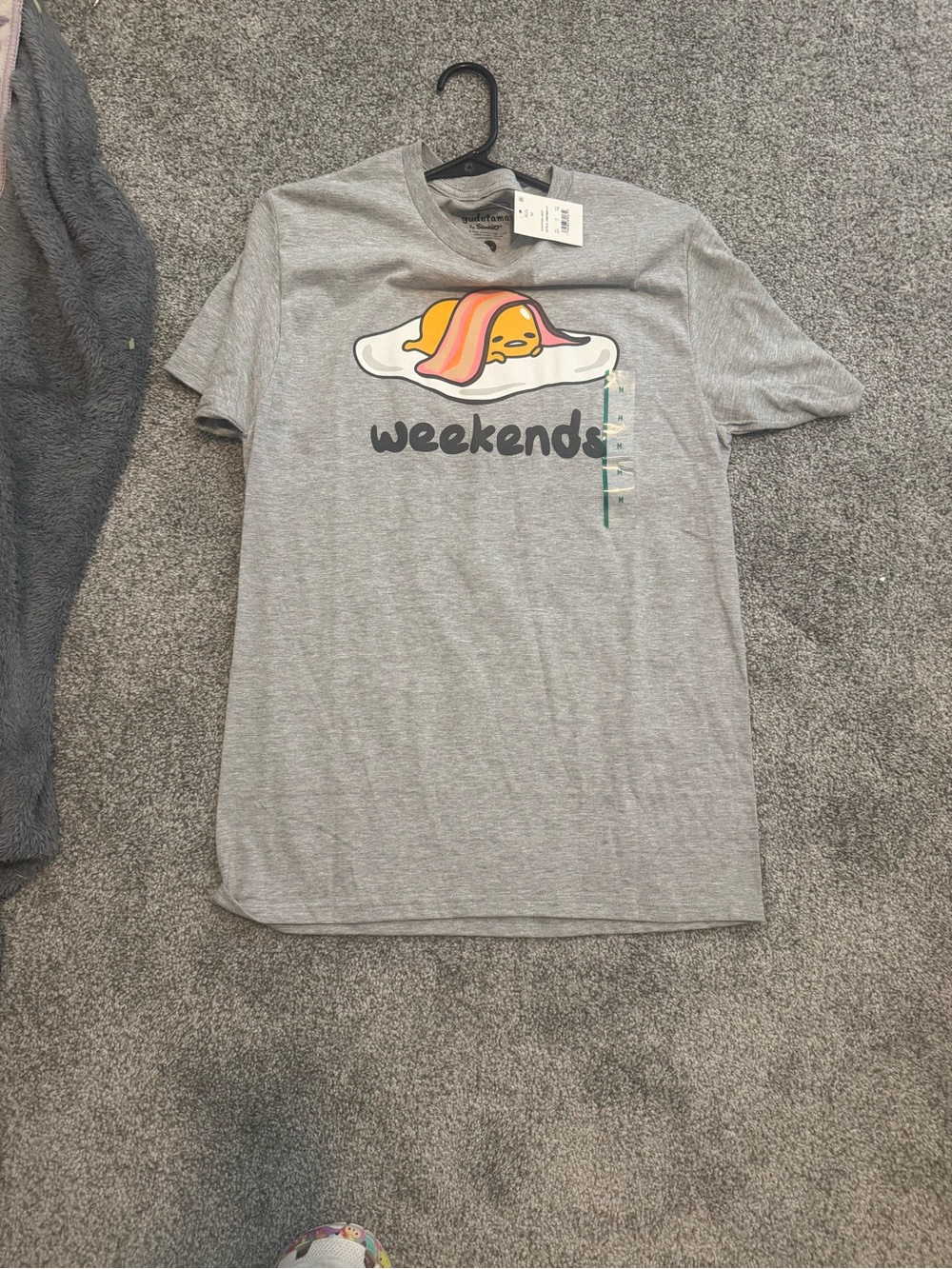 Sanrio Gudetama Gray tshirt size medium